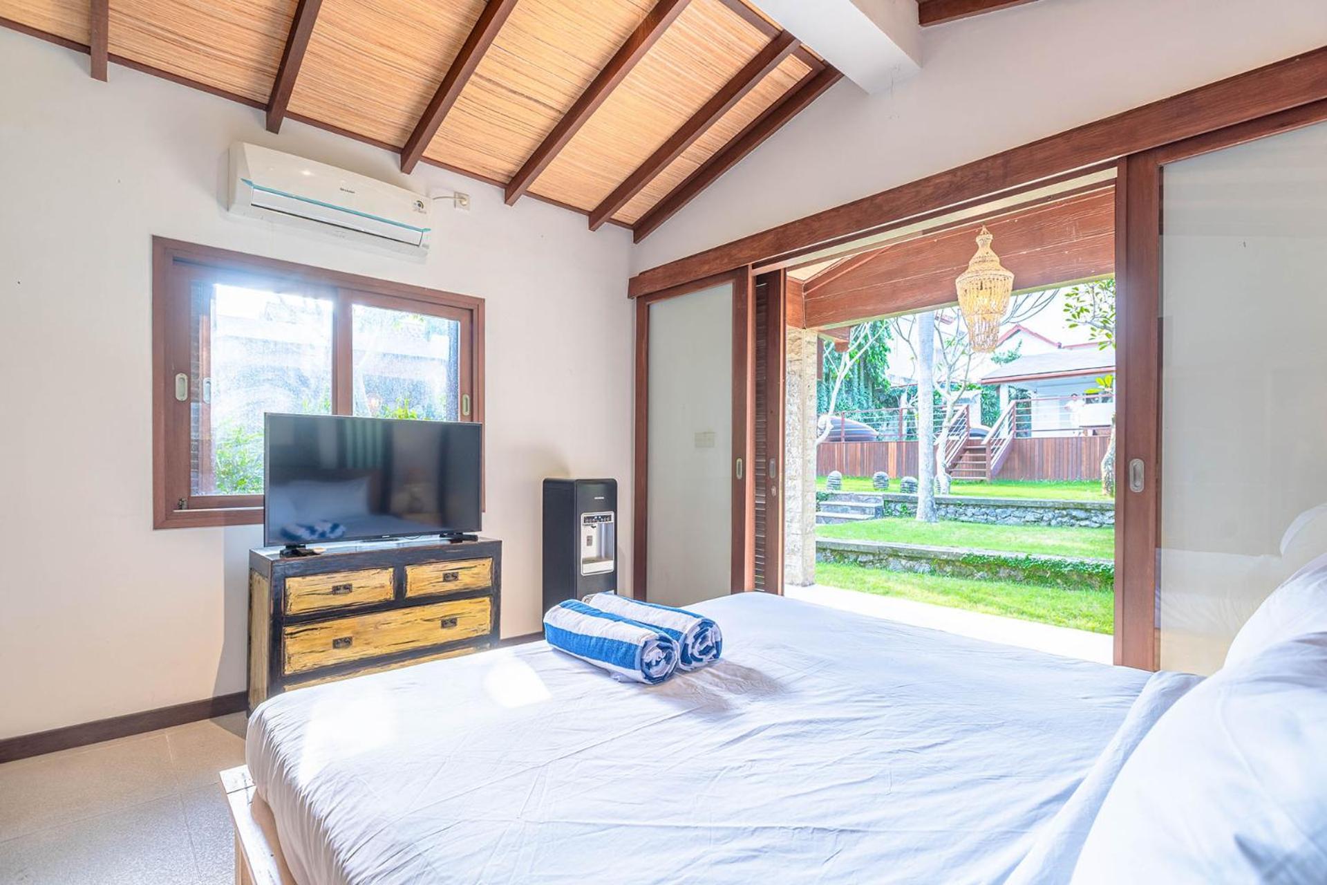 Resort Style Living - La Casa De La Villa - 5 Bedrooms Kerobokan  Ngoại thất bức ảnh